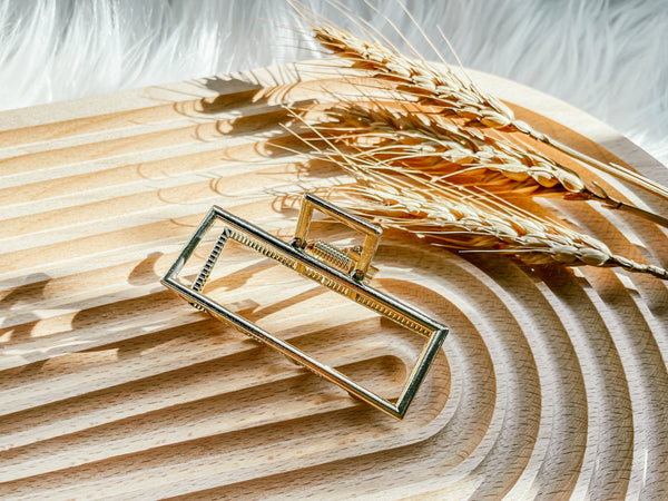 Held by Grace Claw Hair Clip