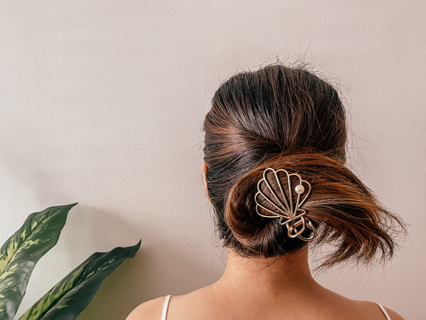 One Shell At A Time Claw Hair Clip