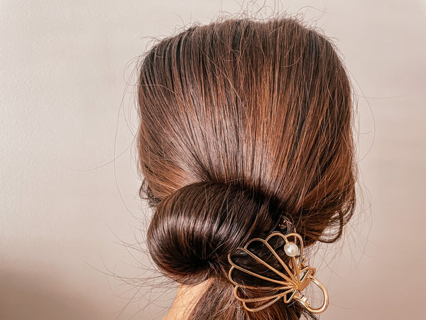 One Shell At A Time Claw Hair Clip