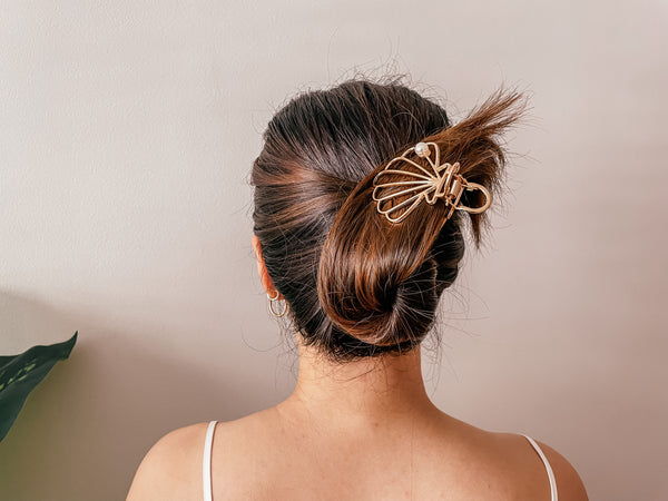One Shell At A Time Claw Hair Clip